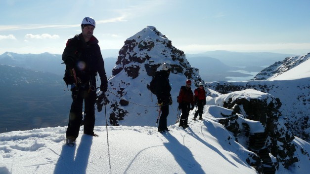 Mountaineering On th Am Fasarinen traverse Liathach Ridge Torridon Feb 2010