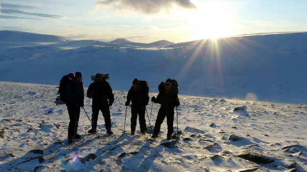 Cairngorm Loaded for over night snow holing expedition Jan 2011